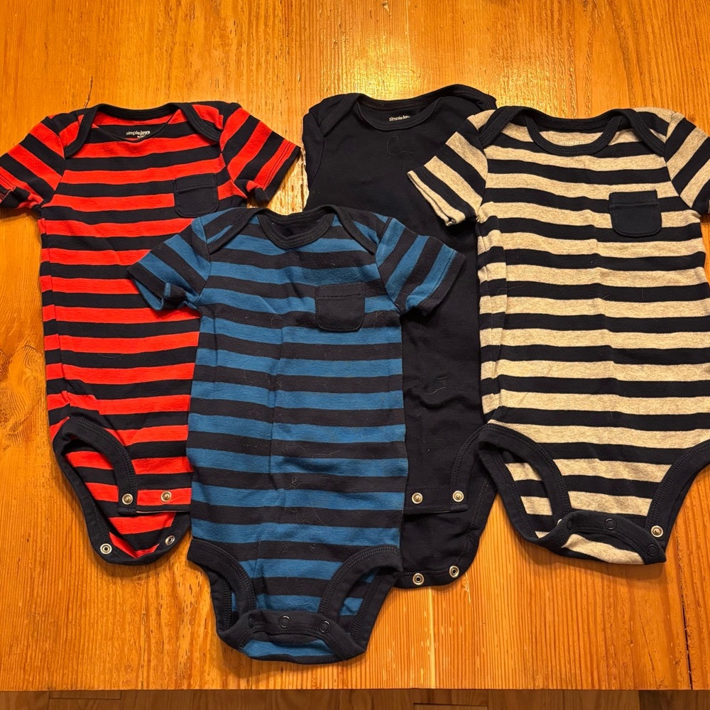 12 month SimpleJoys by Carters Onesies 🌀